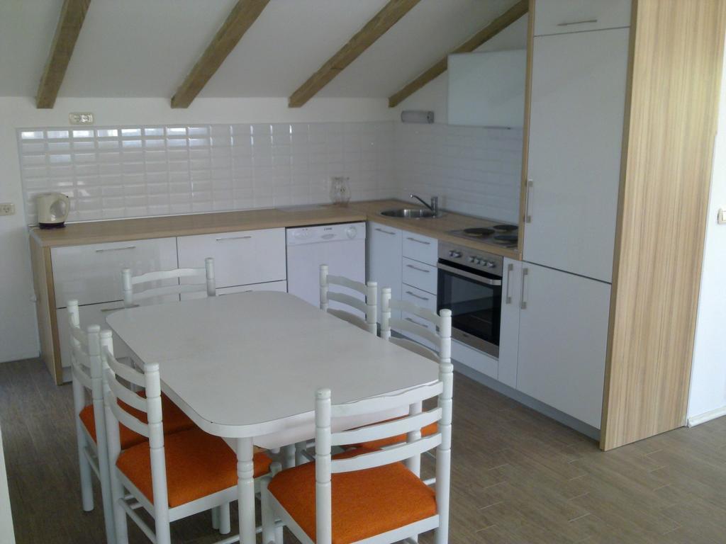 Mediteraneo Apartments Budva Bilik gambar