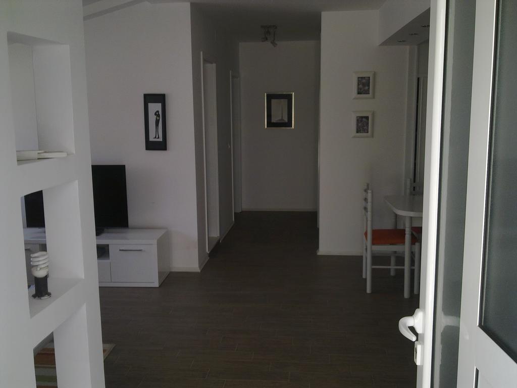 Mediteraneo Apartments Budva Bilik gambar