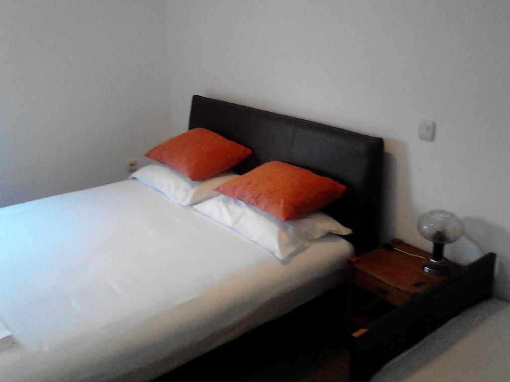 Mediteraneo Apartments Budva Bilik gambar